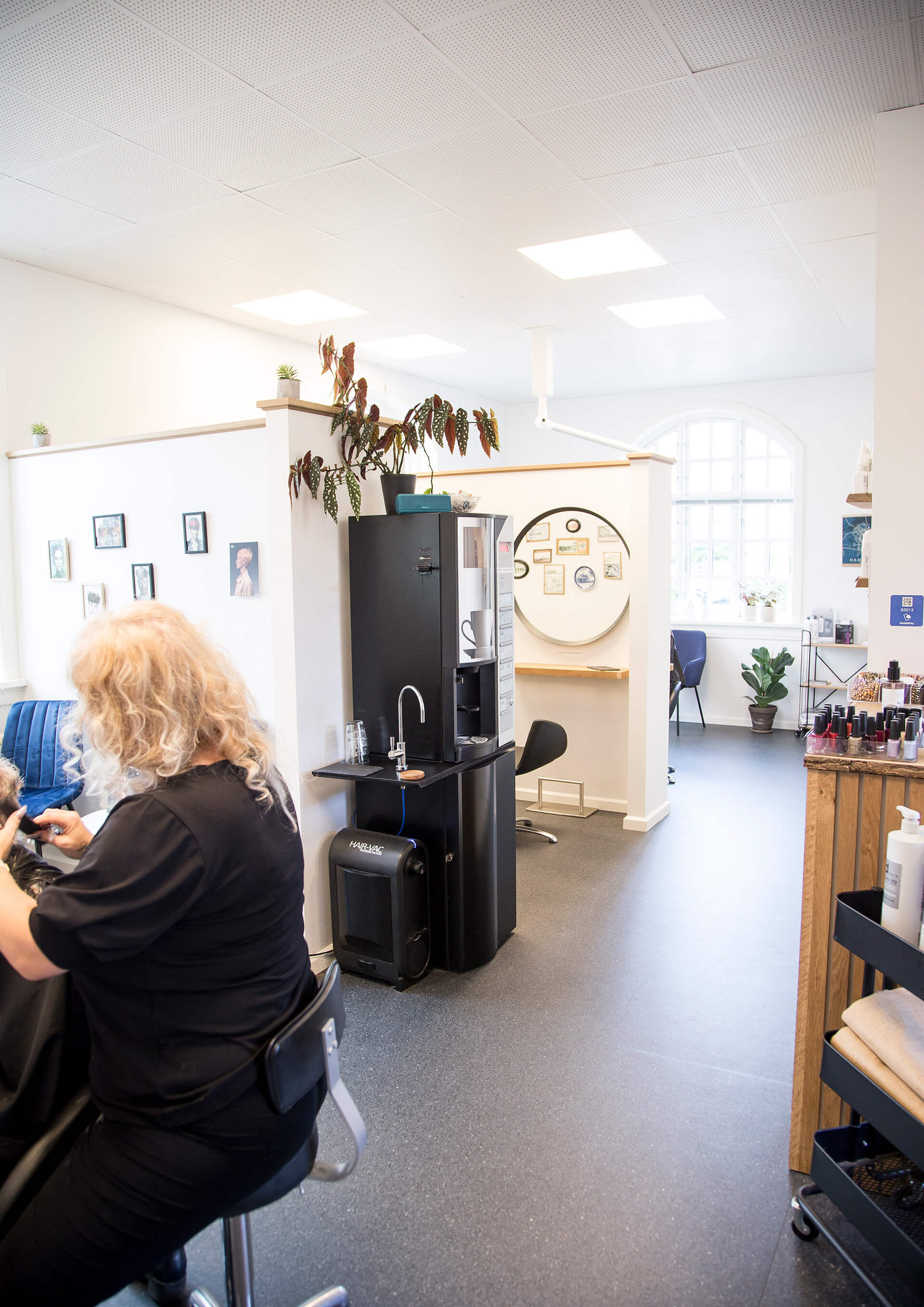 Salonen, Velværehuset Hammel, Din Frisør Hammel